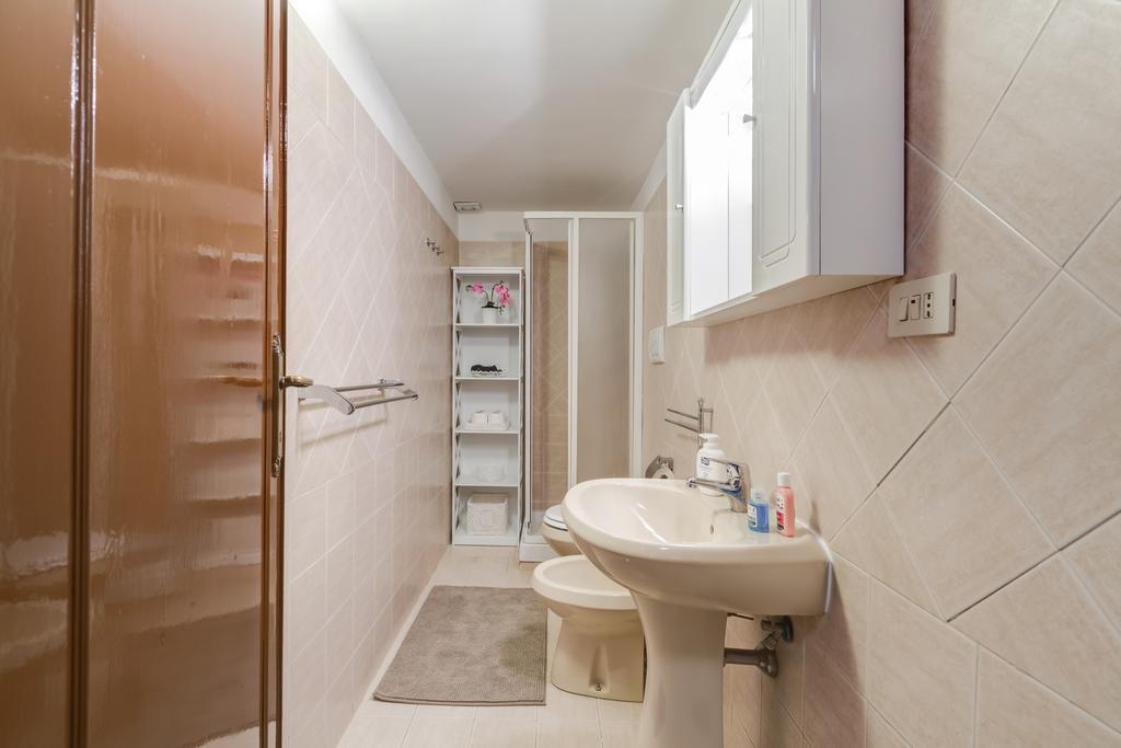 Bed and Breakfast Lulu House Rom Zimmer foto
